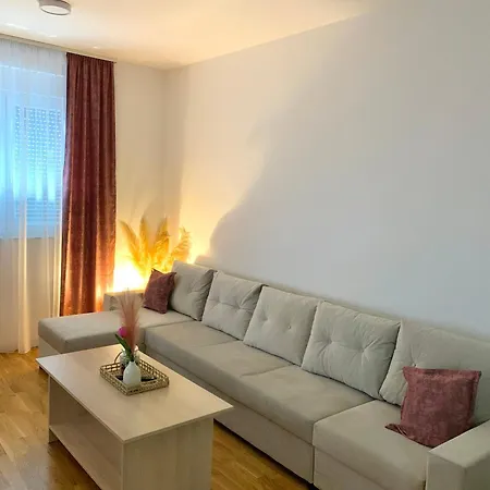 View6 Apartment