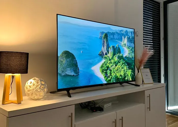 View6 * تريبينيي